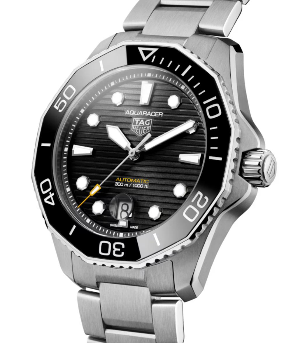 TAG HEUER AQUARACER PROFESSIONAL 300 DATE